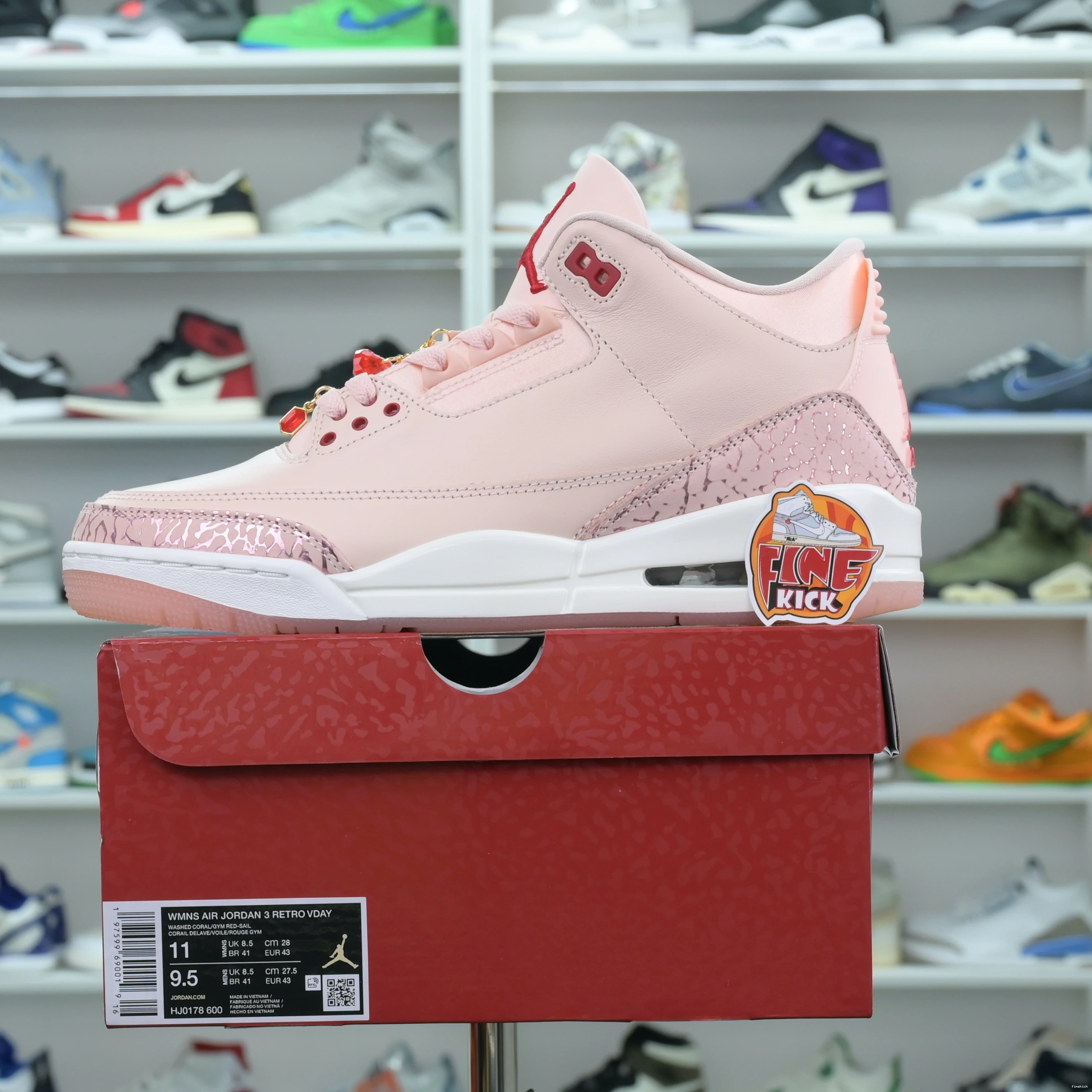 Air Jordan Jordan 3 Valentine's Day 0920